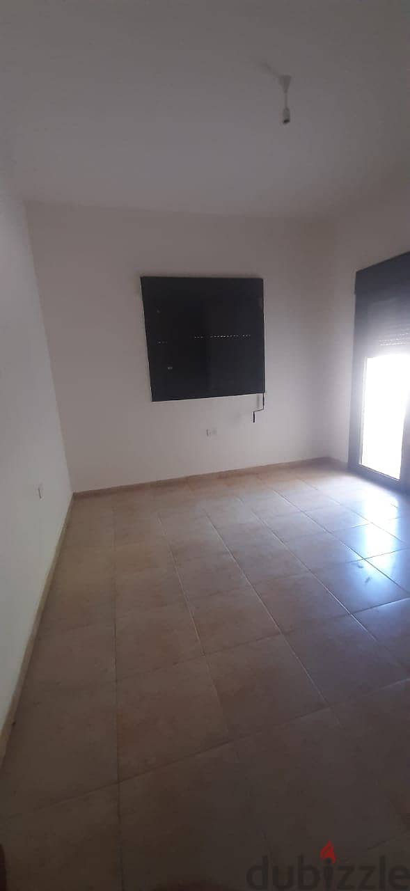 Three Bedrooms apartment for sale in Batroun 3