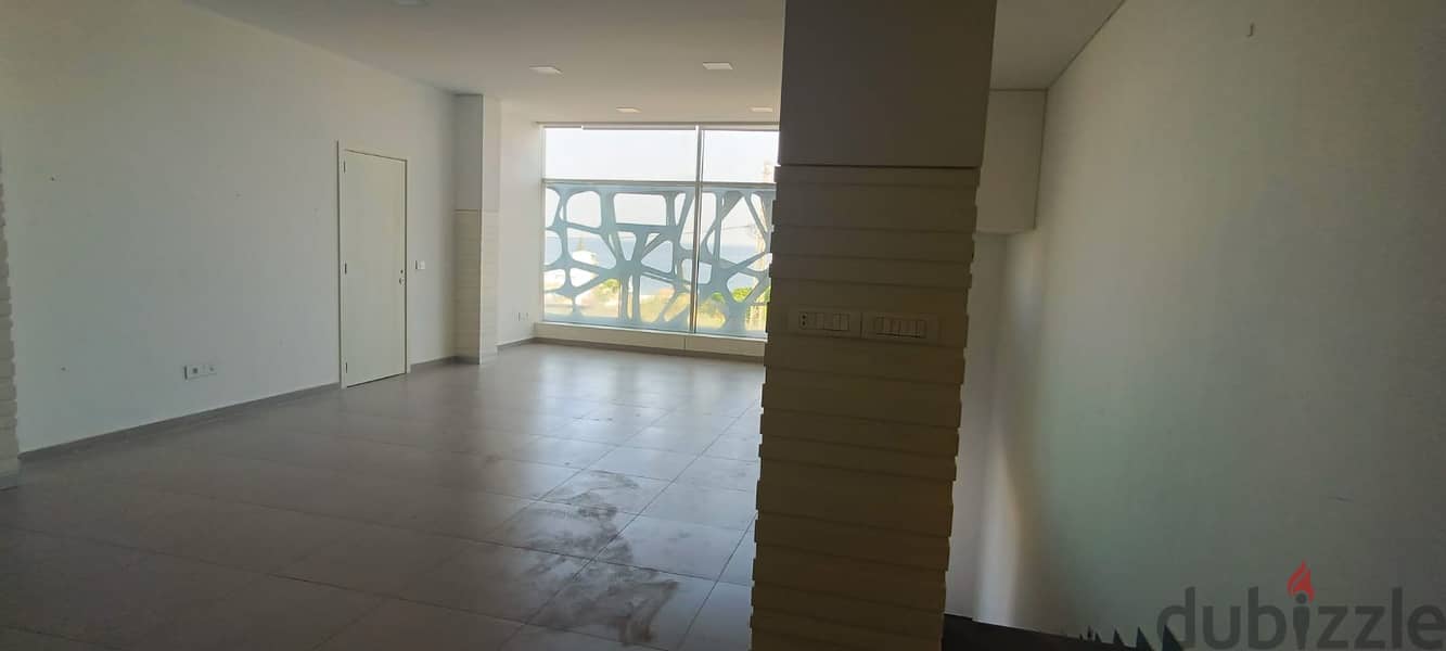 L15769-Showroom For Rent On The Highway Of Okaybe Jbeil 1