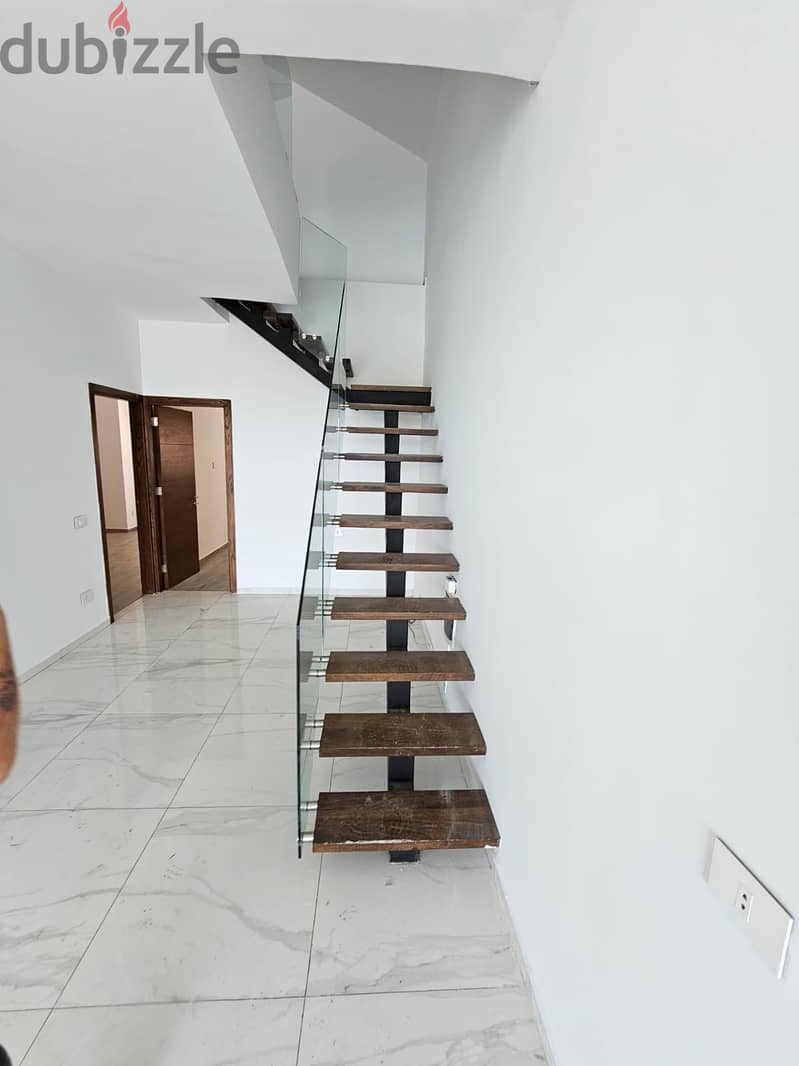 Duplex For Sale in Mansourieh 5