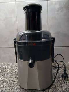 Black & Decker, Full Apple & Carrot Juice Extractor 0