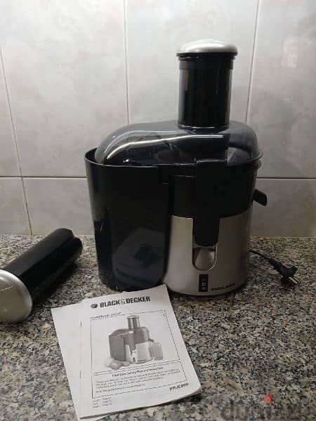 Black & Decker, Full Apple & Carrot Juice Extractor 3