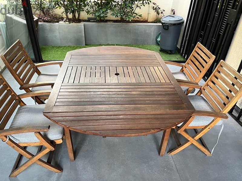 Teak table & 4 chairs 3