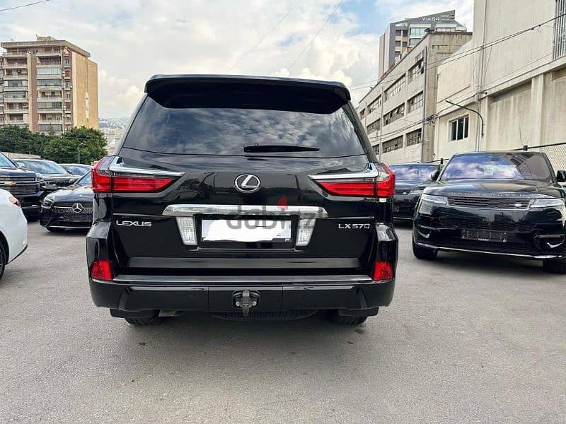 Lexus LX 570 2016 BUMC like new 2