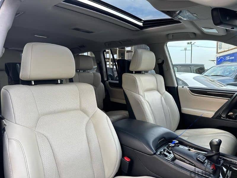 Lexus LX 570 2016 BUMC like new 6