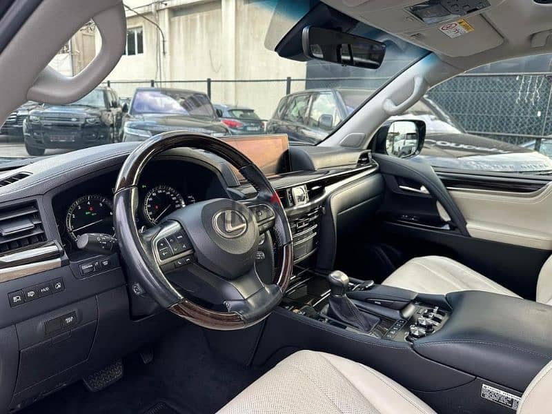 Lexus LX 570 2016 BUMC like new 7