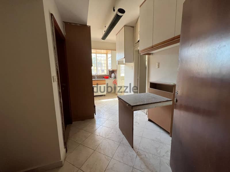 Hazmiyeh | Prime Location | 185m² | 3 Bedrooms Apart | 2 Parking Lots 7