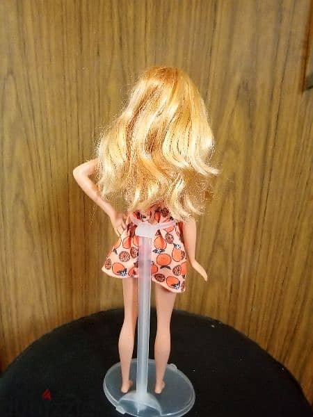 FASHIONISTA:43 REHENA WITH TENUES" blonde As new Mattel doll=17 2