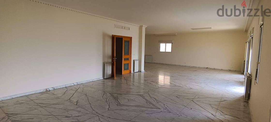 L15779-Spacious Apartment With View For Rent in Fatqa 6