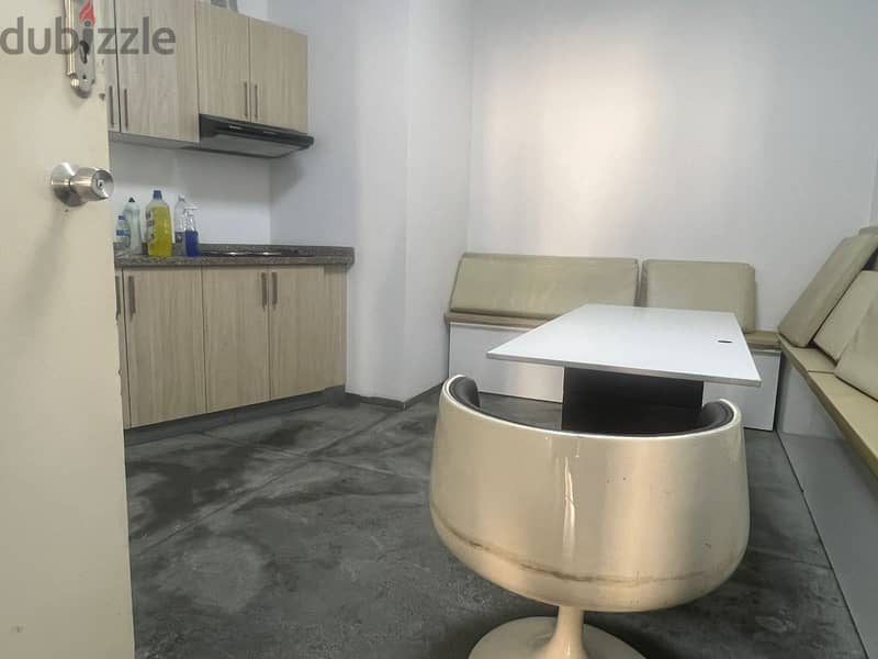 L15785-300 SQM Office Space For Rent In DownTown 1