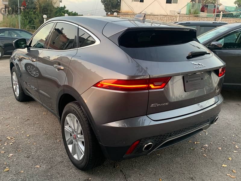 Jaguar E-Pace P250 2018 3