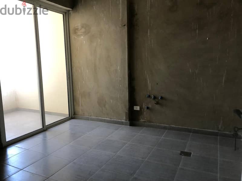 Apartment For Sale In Mazraat Yachouhشقة للبيع في مزرعة يشوع 1