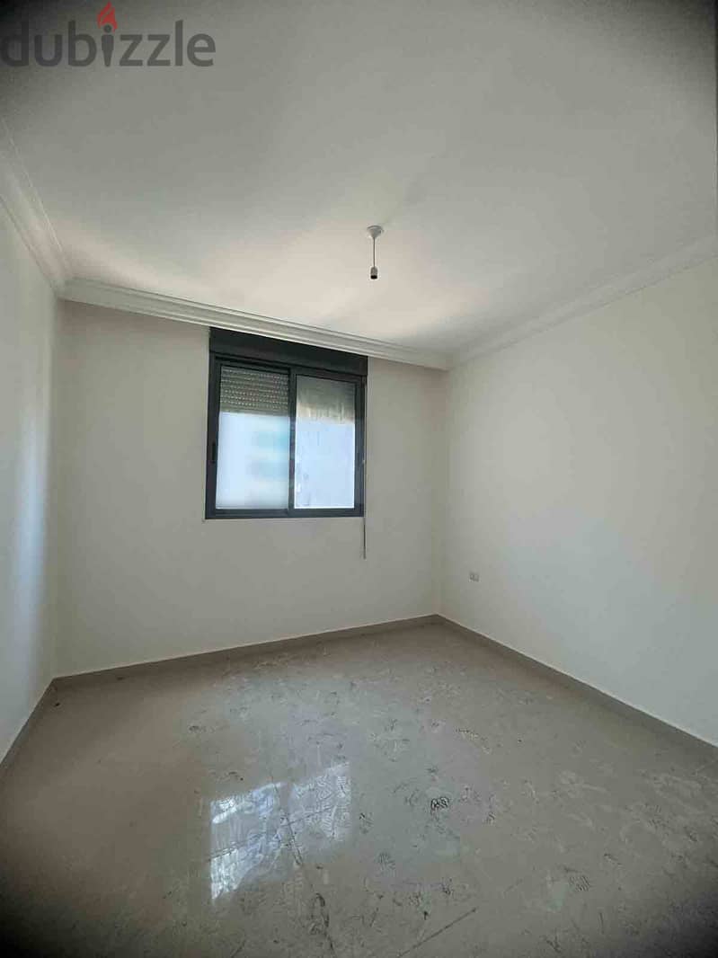 AIN EL MRAISSEH PRIME (200SQ) 3 BEDROOMS , (JNR-308) 4