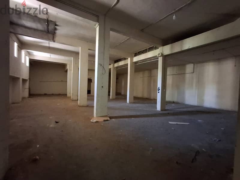 Industrial whole building for sale in Mar Roukoz 2000 Sqm 6