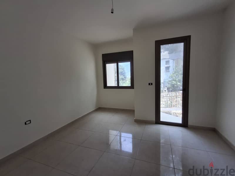 RWK332EM - Apartment For Sale In Sehayleh - شقة للبيع في سهيلة 4