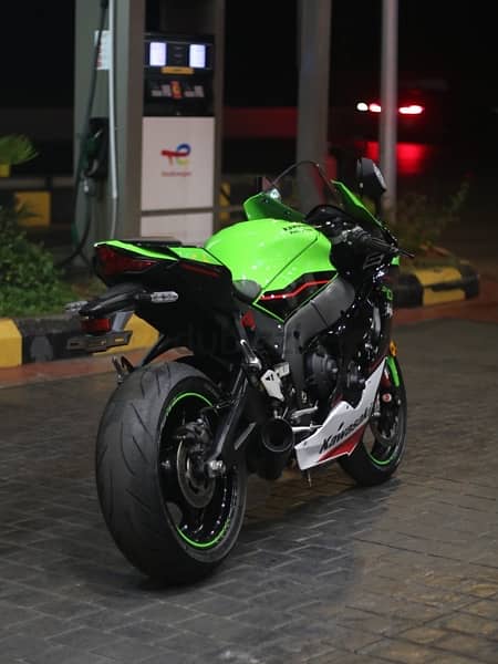 Kawasaki Zx10r 1