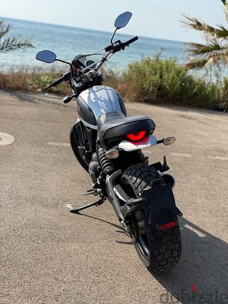 Ducati scrambler 800cc 2