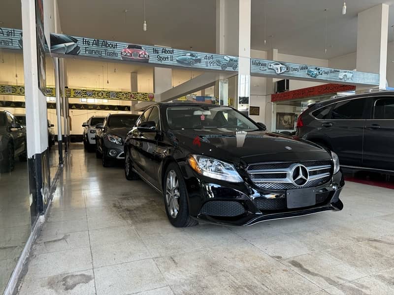 50k miles only!!! Mercedes C300 2017, super clean, makfoul (03/689315) 2