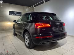 Audi Q5 45 TFSI S-Line 1 Owner Kettaneh Service 0