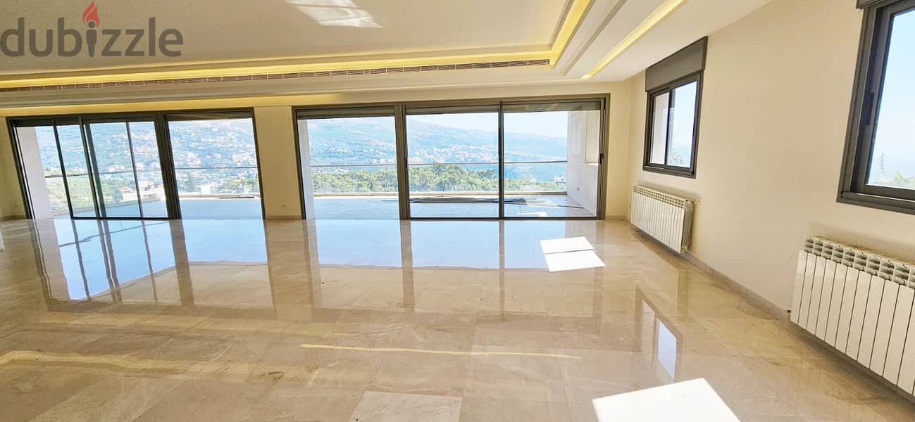 Aparment for sale in Yarzeh شقة للبيع في اليرزة 2