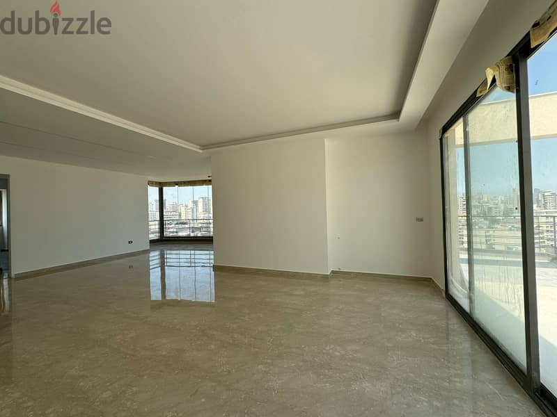 L15800-Spacious Apartment with Great View For Sale In City Rama Dekwen 4