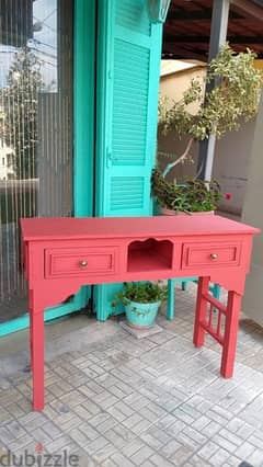 desk , console , dressing table