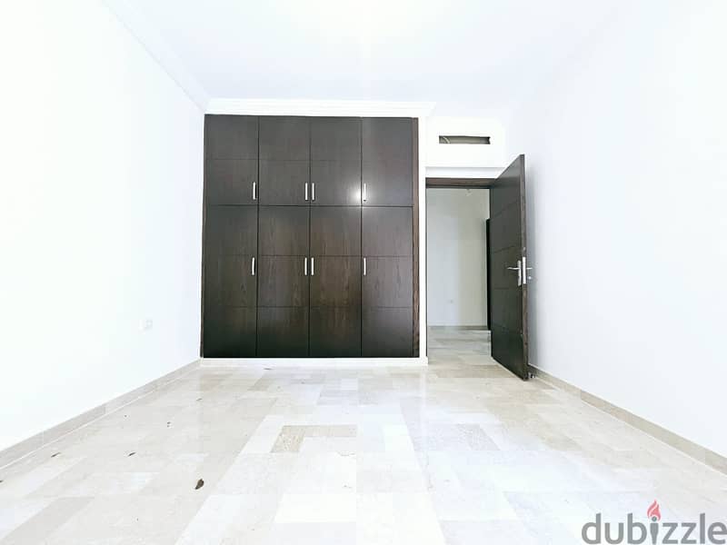 RA24-3535 Spacious Apartment 190m² for Rent in Ain Mraisseh 3