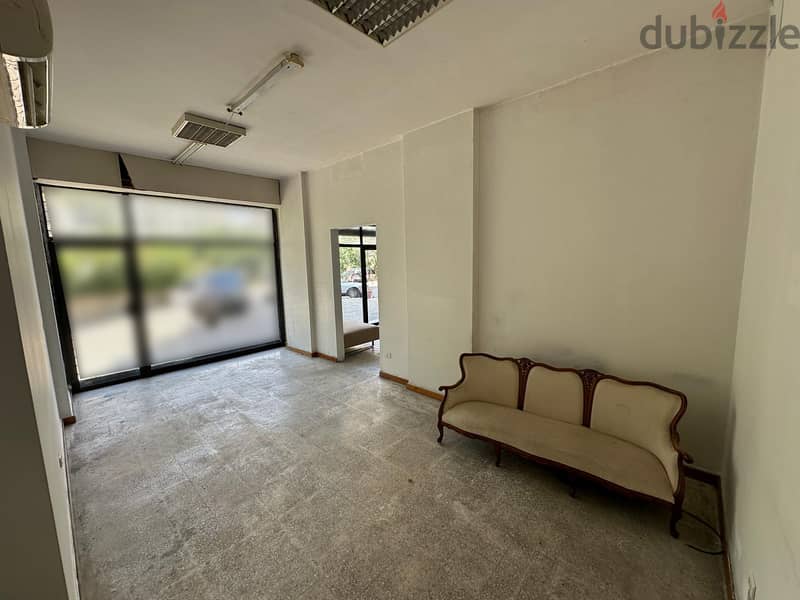 Shop for Rent in Jdeideh محل للإيجار في جديدة 2