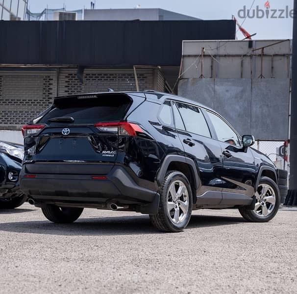 Toyota Rav4 Hybrid 2019 1