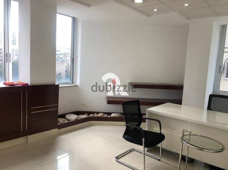 Office for sale in Verdun مكتب للبيع في بيروت 5