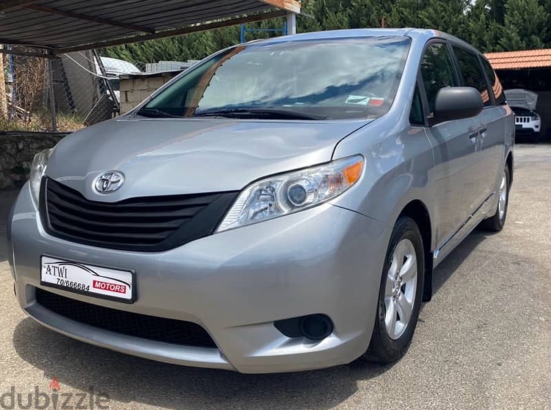 Toyota Sienna 2016 1