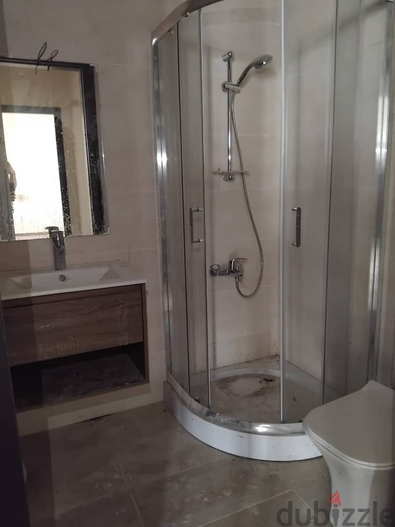 Apartment for sale in Blat  شقة للبيع ب بلاط 3