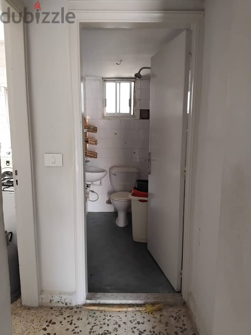 Apartment for sale in Aamshit شقة للبيع بعمشيت 4