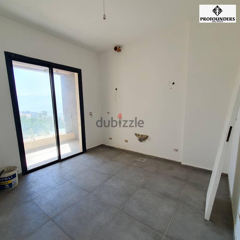 Apartment for Sale in Oyoun Broummana- شقة للبيع في عيون برمانا 2