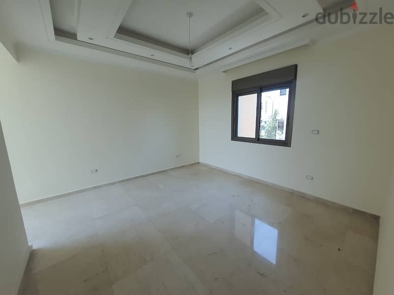 Apartment for sale in Kaskas,Beirutشقة للبيع في قصقص،بيروت 3