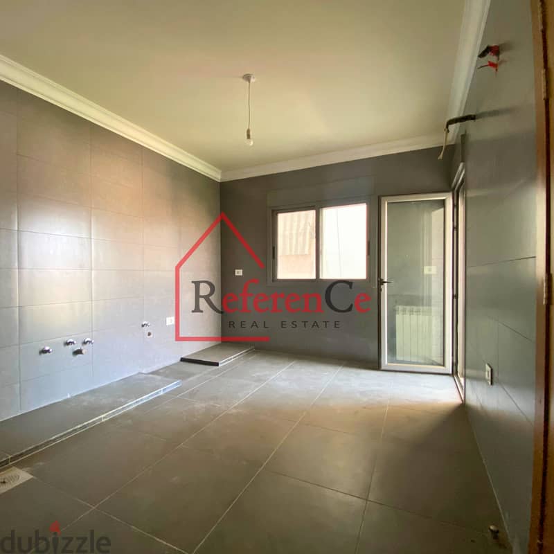 Brand new apartment for sale in Hazmieh. شقة جديدة للبيع في الحازمية. 1