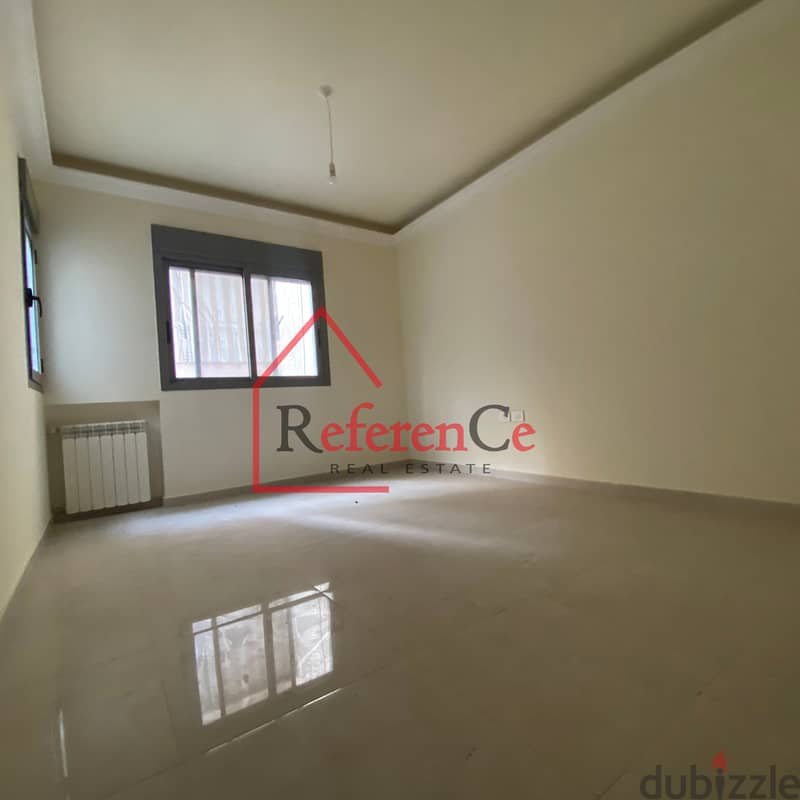 Brand new apartment for sale in Hazmieh. شقة جديدة للبيع في الحازمية. 6