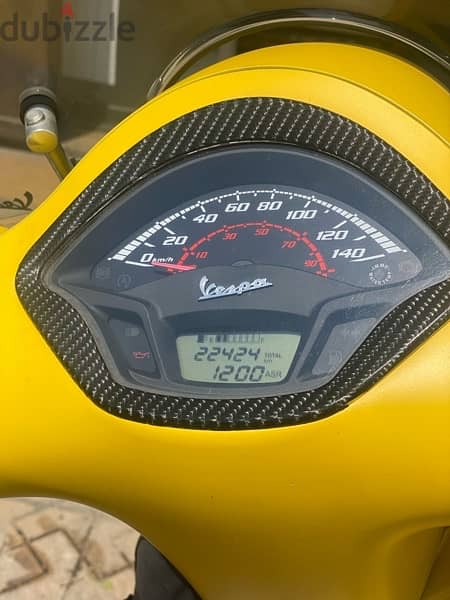 Vespa GTS super sport 2018 4