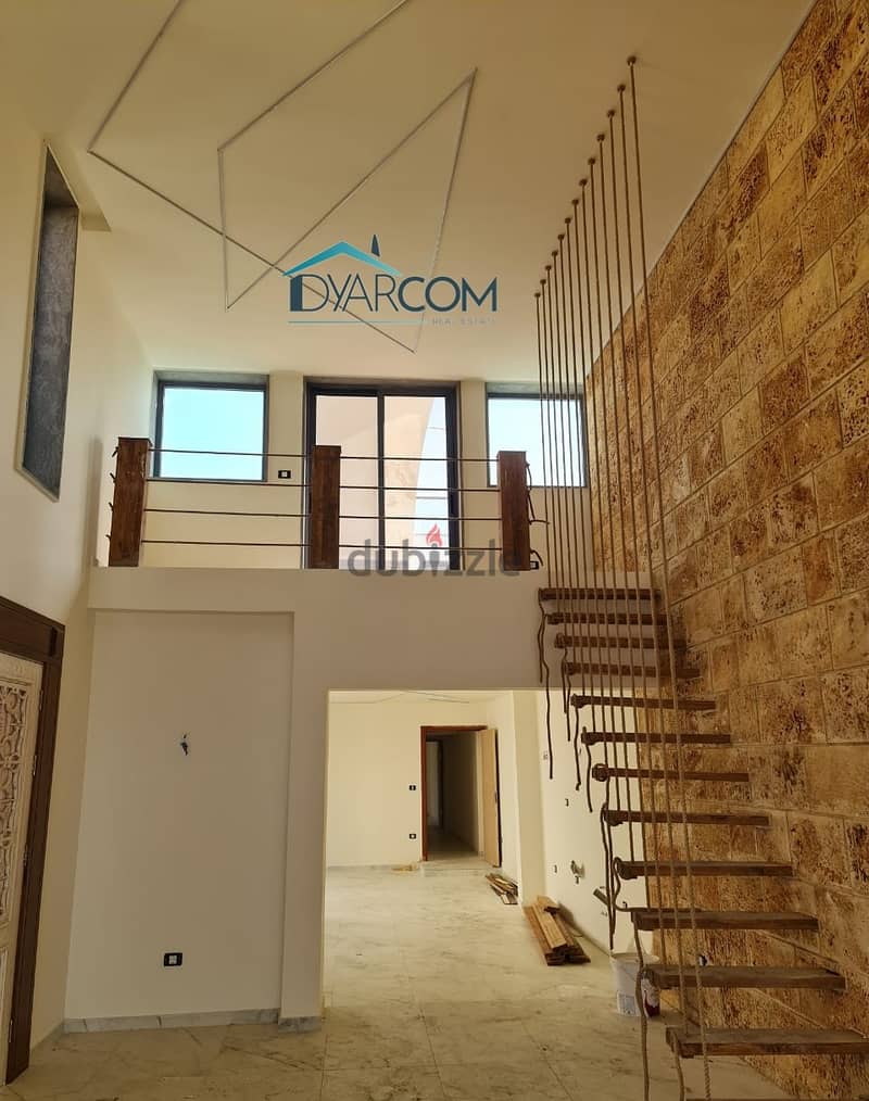 DY1883 - Amchit Duplex Villa for Sale with Pool! 0