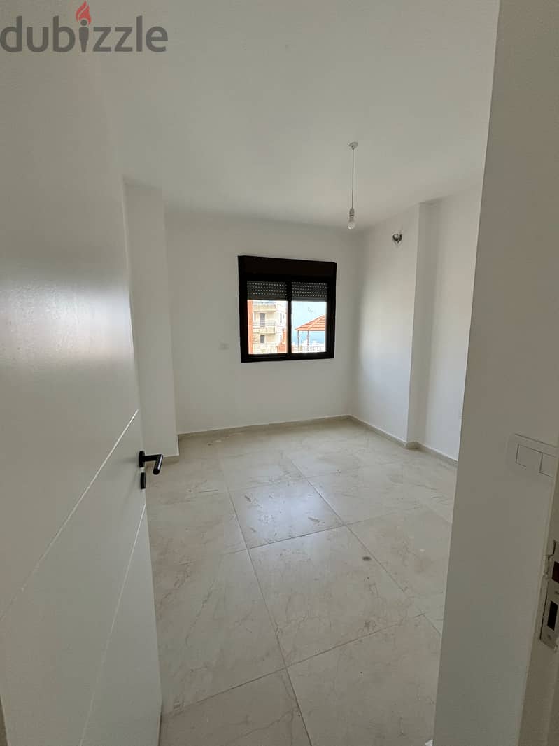 RWK112HE - Apartment For Rent In Sahel Alma   شقة للإيجار في ساحل علما 2