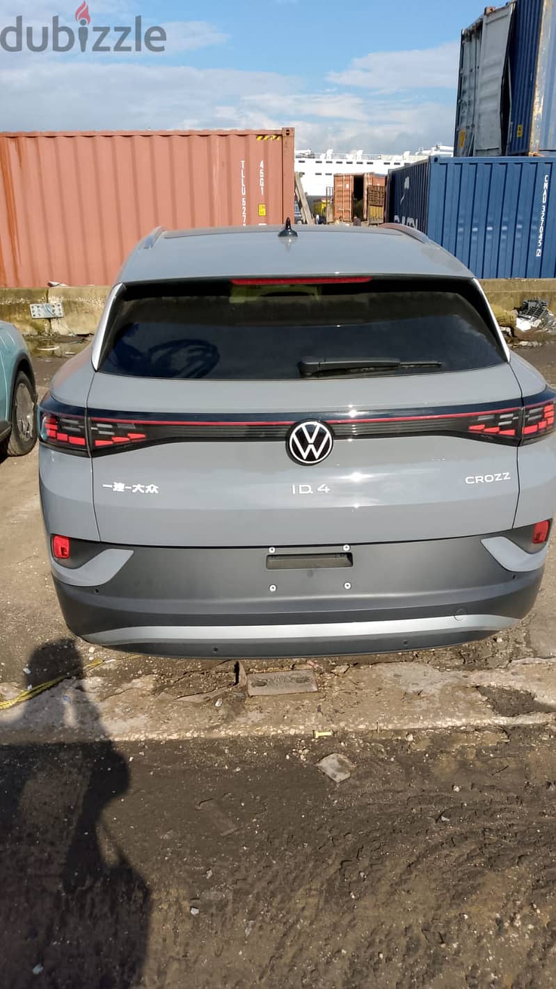 Volkswagen ID4 Pure 2024 1