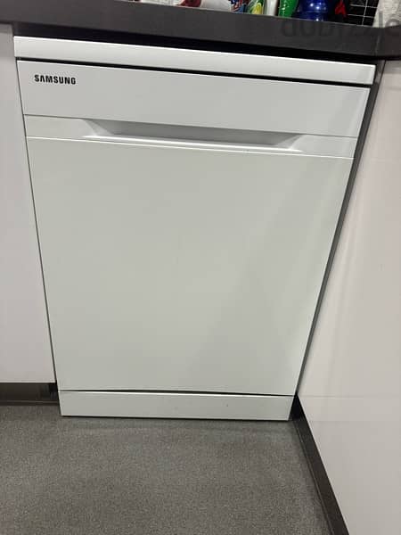 Samsung DW60M9550FS 14 Place Freestanding WaterWall Dishwasher 1