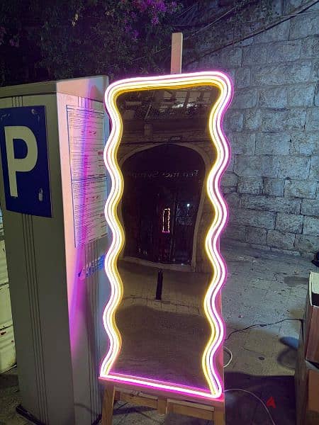 neon mirror with stand 150cm 0