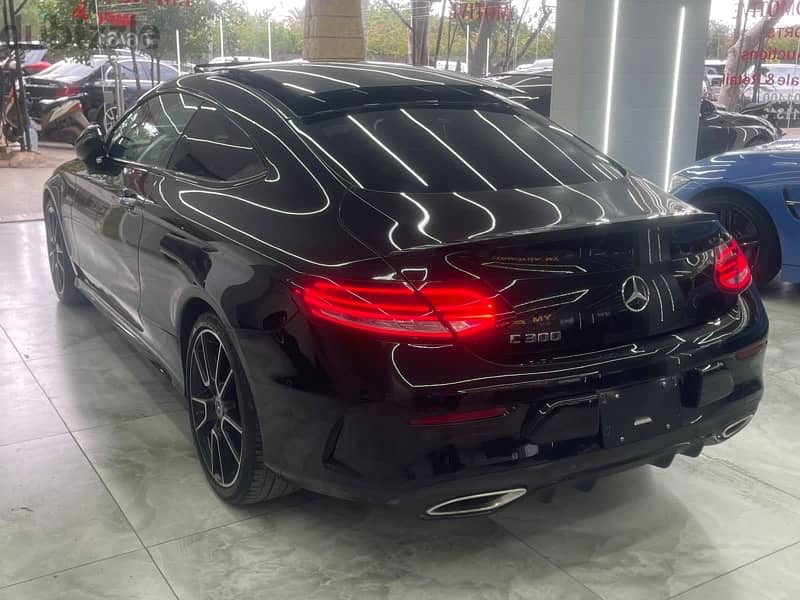 Mercedes-Benz C-Class 2019 4