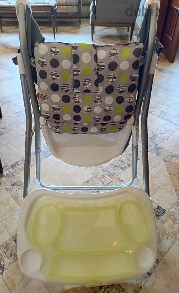 High Chair in Excellent Condition كأنها جديدة 0