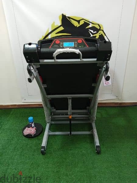 Ffull options 2.5hp bonanza , automatic incline, vibration massage,aux 1