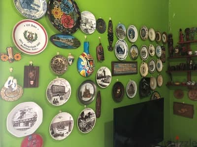 vintage collection plates and souvenir for home decoration