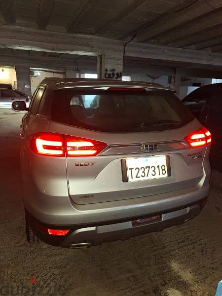 Geely Emgrand 7 2018 3