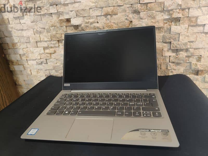 Lenovo IdeaPad 320s i5 8 generation 9