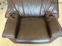 Leather Sofa and 2 chairs 0