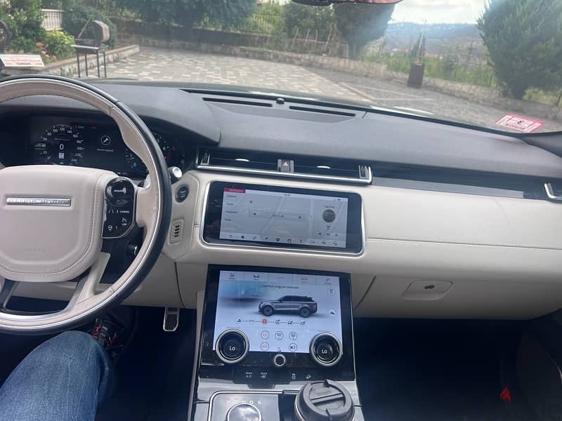 Land Rover Velar R-Dymanic SE 2019 12